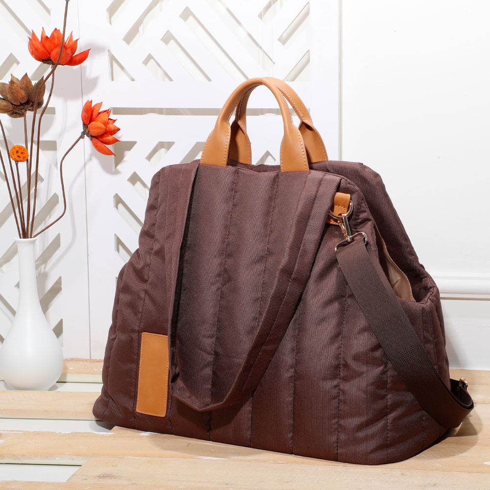 Lightweight Waterproof Pet Carrier Bag For Outdoor Travel