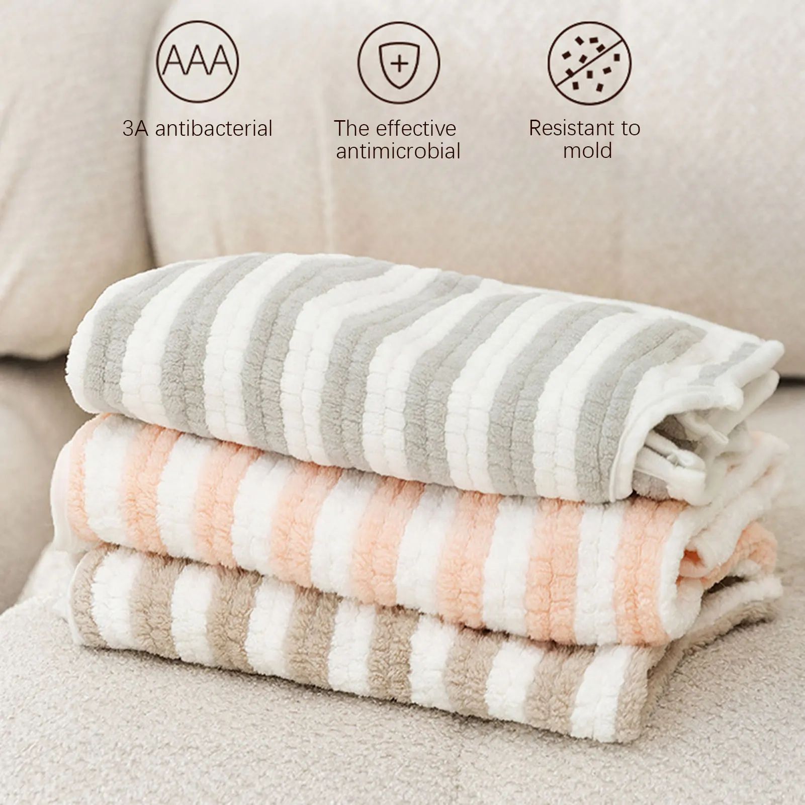 Ultra-Absorbent Pet Bath Towel Quick-Drying Bathrobe Bathing Supplies